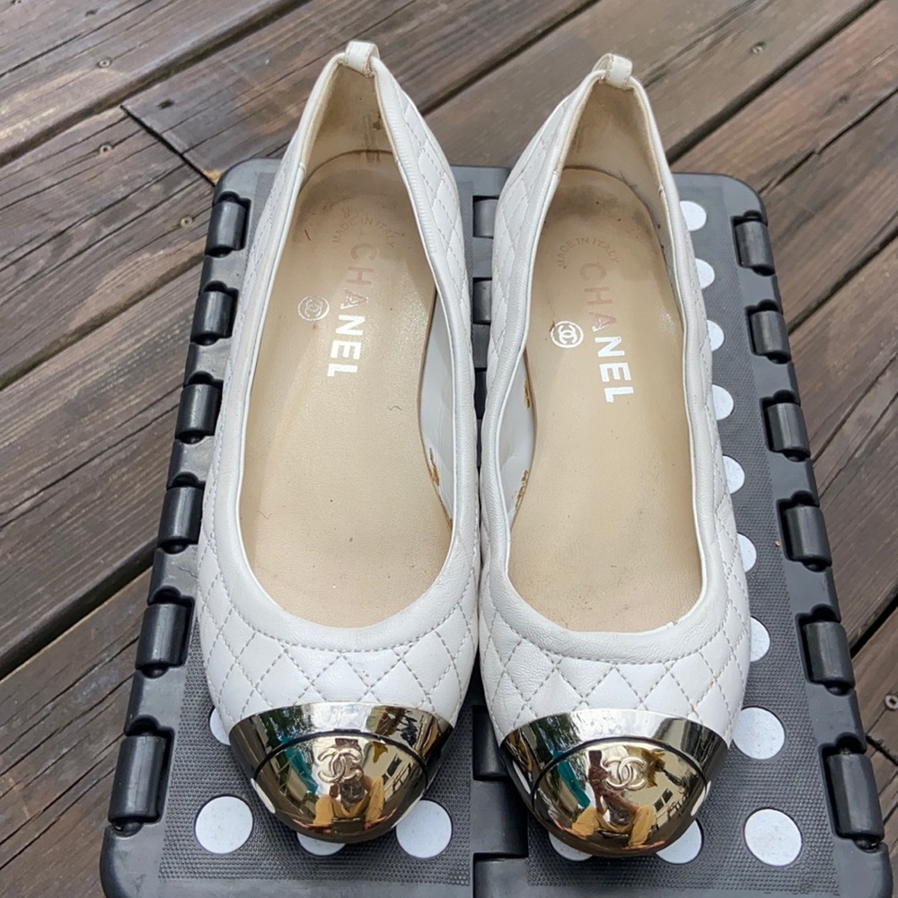 Chanel flats